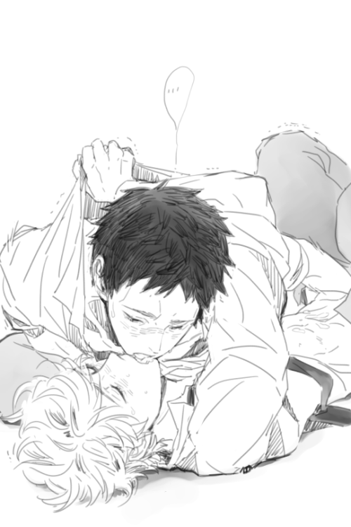 this-puppy-flies-too:  Kiss art challenge | 7. kiss on the lips (passionate) | Iwaizumi x Oikawa