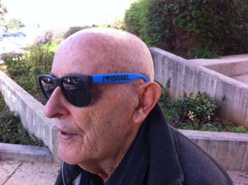 eretzyisrael:Arie, a Holocaust survivor and veteran of Israel’s War of Independence, <3s Israel!H