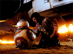lukeskywalkers:  “You have to just look very closely, you have to watch it a few
