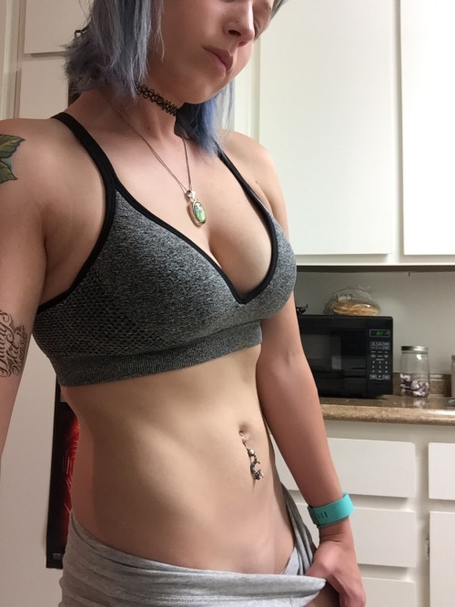 daarkmoonseductress: Sports bras are nice Especially when your tits are hanging out