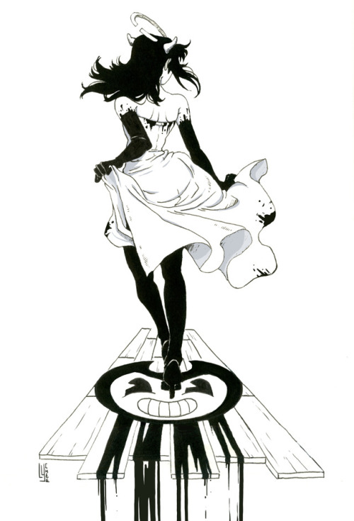 lycheemip: Alice took off her black dress