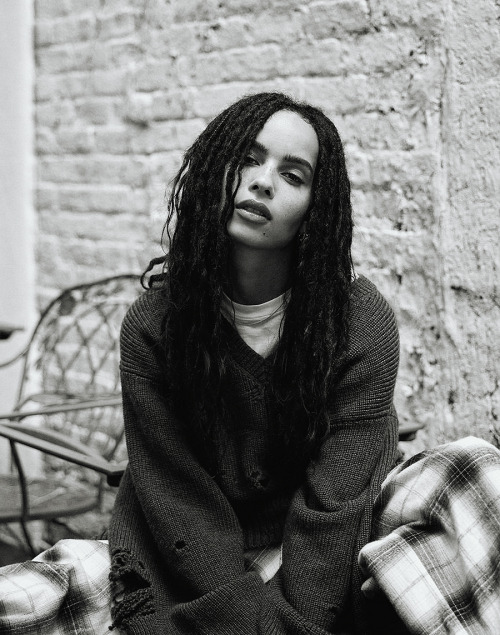 robpattzs:  ZOË  KRAVITZ  i-D Magazine no. 357, Autumn 2019 │ Photography Gus Van Sant.