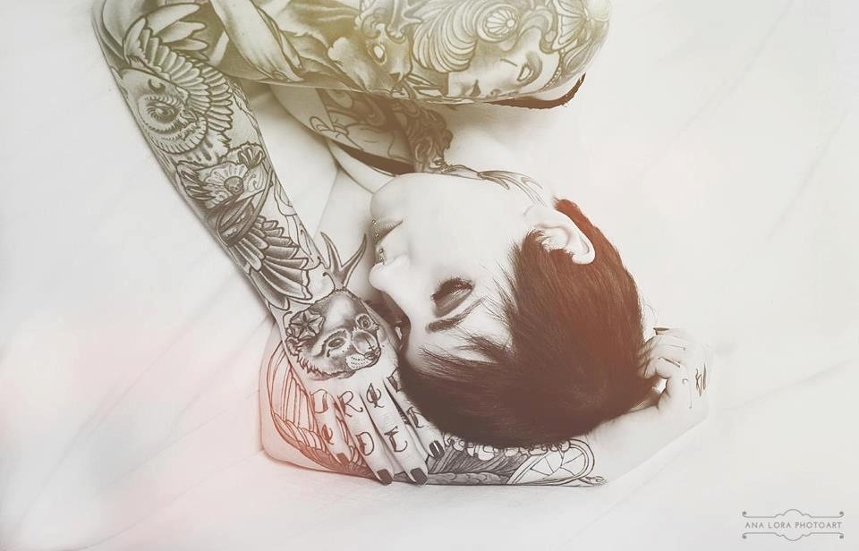 Hot Girls Inked