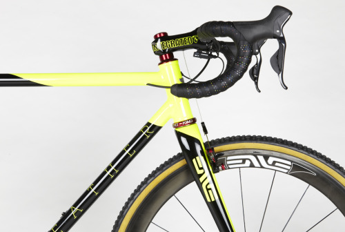thismachinekillscobbles: Feather Cycles Di2 Cyclocross