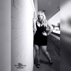 Our Return Shoot, Eliza @Modelelizajayne  Slayed In This Curvy Black Dress. #Phatbootycuties