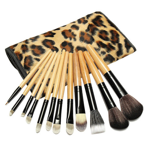 cnbluefan:  ✿ Professional  Makeup Brushes ✿ Left   ✿✿  Right  Left   ✿✿  Right  Left   ✿✿  Right  Left   ✿✿  Right  Left   ✿✿  Right 15% OFF Discount Code Crystal15,it can be used 3 times!!✧Your first order can get