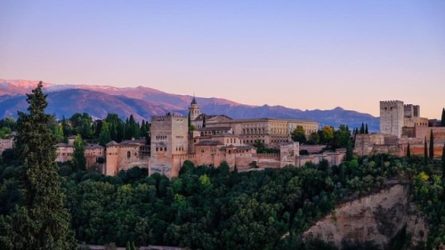 Granada, Spain. . #outstandingplaces #outstandingplace #spain #granada #europe #alhambra #alhambra