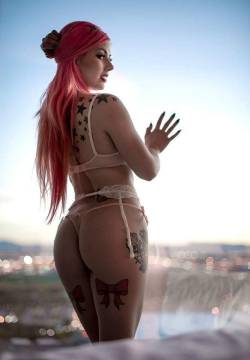 72tattoo:  Annalee Belle