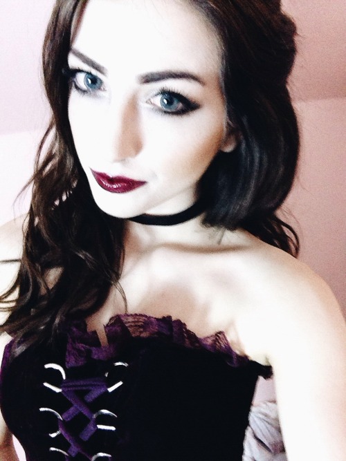 snailgirl812:  Search Emmy_Rose on mfc to hang out tonight💗👻