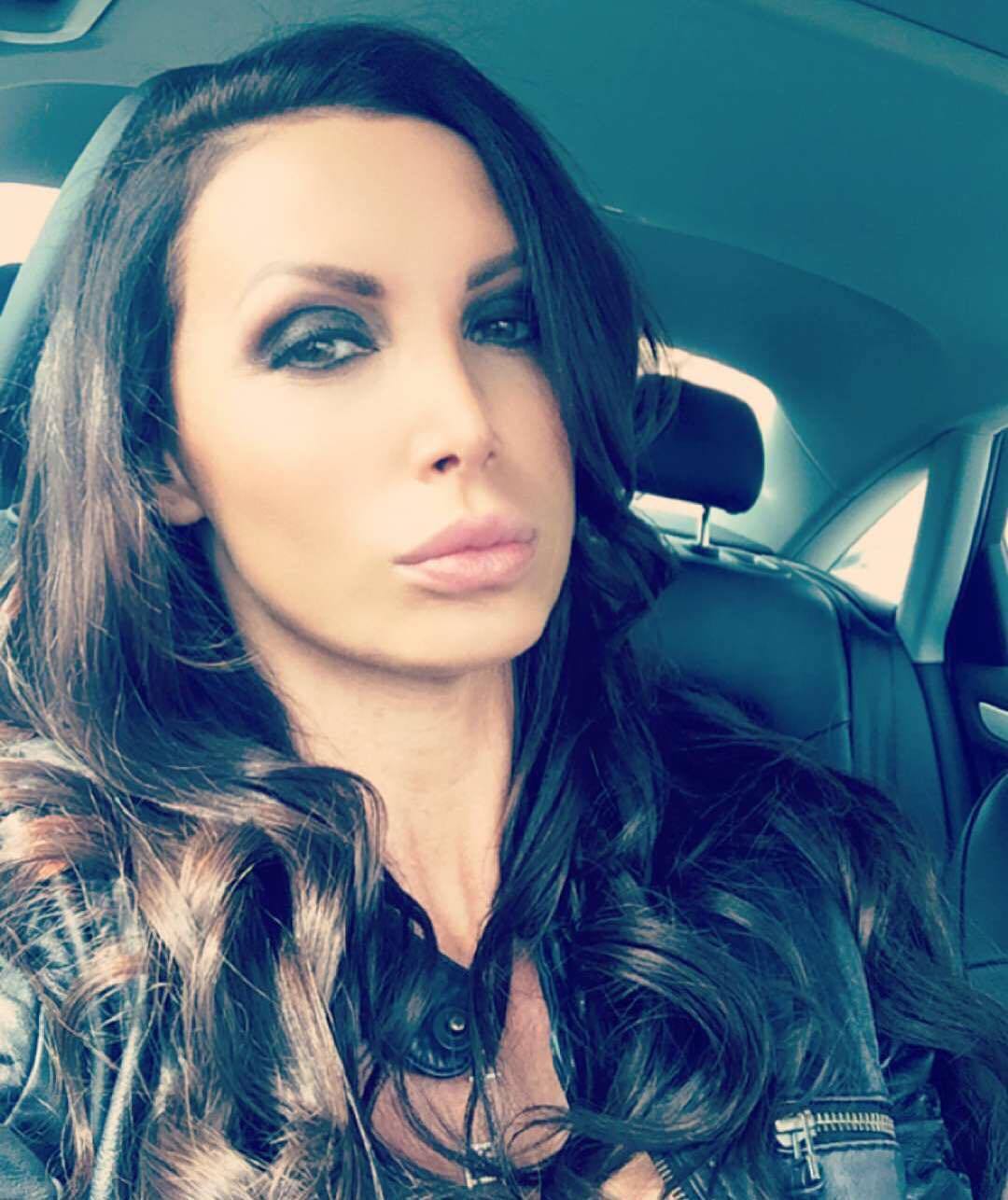🔑 by nikkibenz