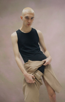 Filip Custic photographed by Kito Muñoz