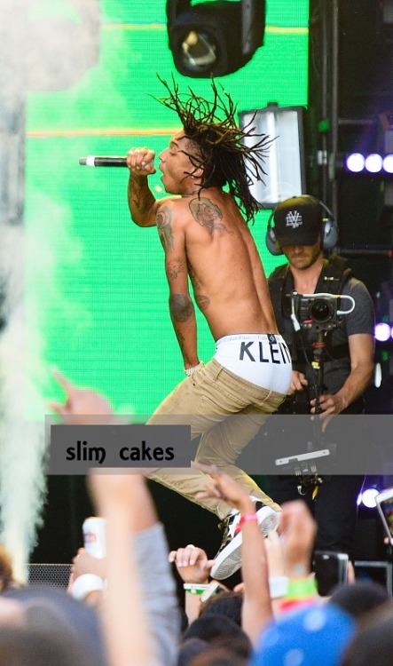 lamarworld1: Swae Lee booty &amp; bulge