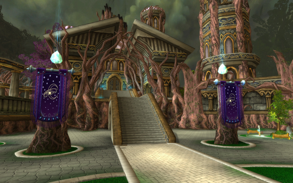 ivarialmoonwarder:  &ldquo;Ten thousand years in the past, the night elven capital