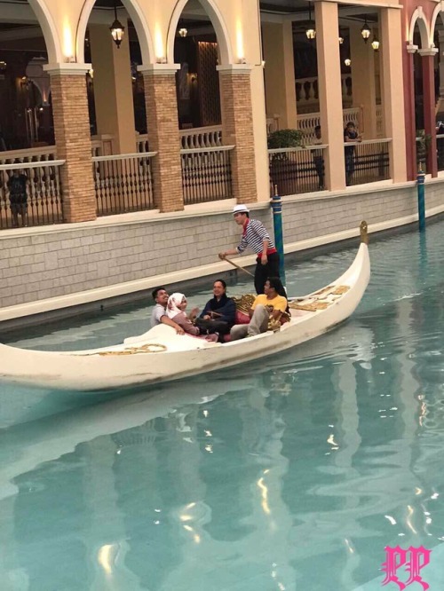 pinayprincessbeauty:  Is it Venice?  Or Venice in the Philippines?  Enjoy a fabulous weekend.