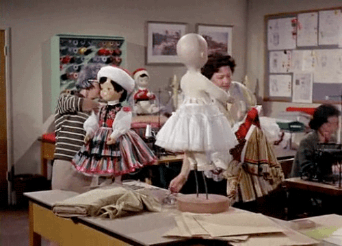 adventurelandia: Making the dolls for “it’s a small world” for the 1964 New York World’s Fair. Disneyland Goes to the World’s Fair (1964) 