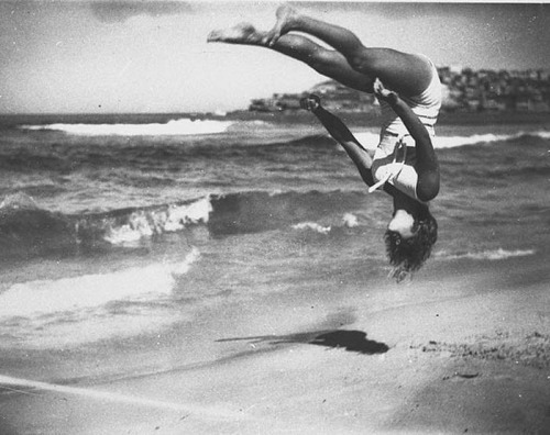 2headedsnake: Peggy BaconMid-air backflip, 1937