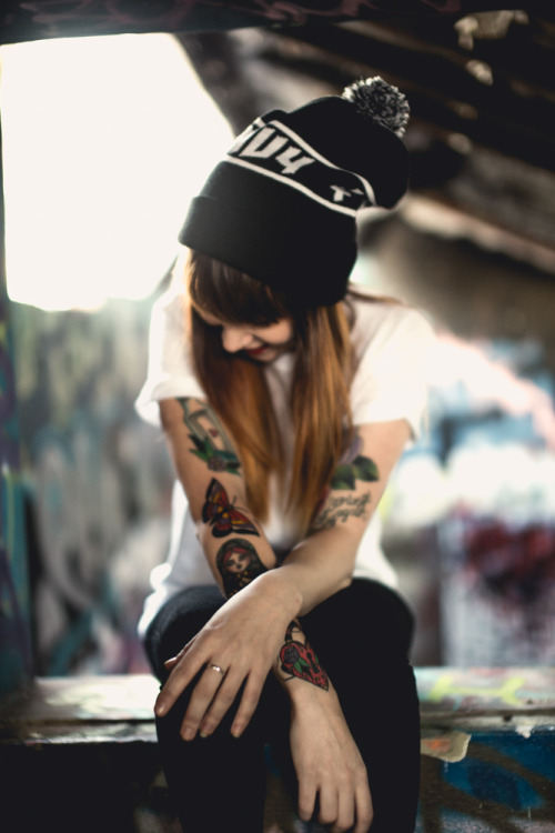 Falling † Dead