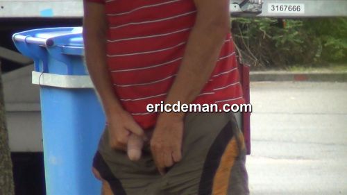 dickpeeper:  peeking-out-males:  Peeking Out MalesSpy on dicks… with no risk of being caught!