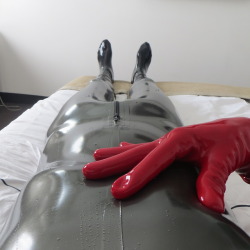 Apaaps:  Still A Little Wet On The Inside. ( Sweating Away In Latex )Str Catsuit