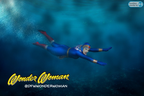 Wonder Woman swims to the rescue, starring @dfwwonderwoman.Original photo by @yogomihq​, costume by 