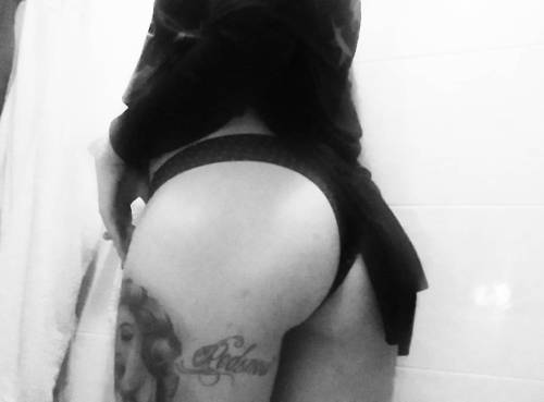 Bum Bum Bum@suicidegirls #Redsnow #model #inkedgirl #inkedbabes #booty #girl #babeswithtats #tattoog