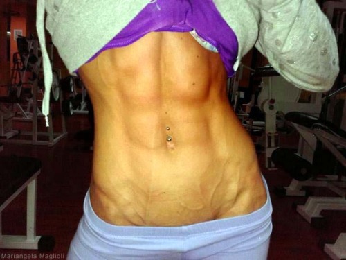 amp-addict:  Mariangela Maglioli
