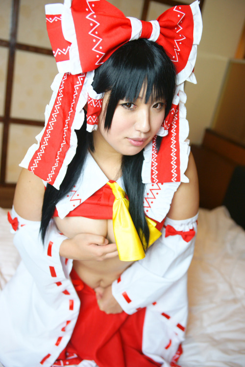 Touhou Project - Reimu Hakurei (Yurika) 8HELP US GROW Like,Comment & Share.CosplayJapaneseGirls1.5 - www.facebook.com/CosplayJapaneseGirls1.5CosplayJapaneseGirls2 - www.facebook.com/CosplayJapaneseGirl2tumblr - http://cosplayjapanesegirlsblog.tumblr.c