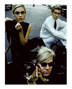  Andy Warhol with Edie Sedgwick and Chuck Wein in NYC, photo by Burt Glinn. 1965