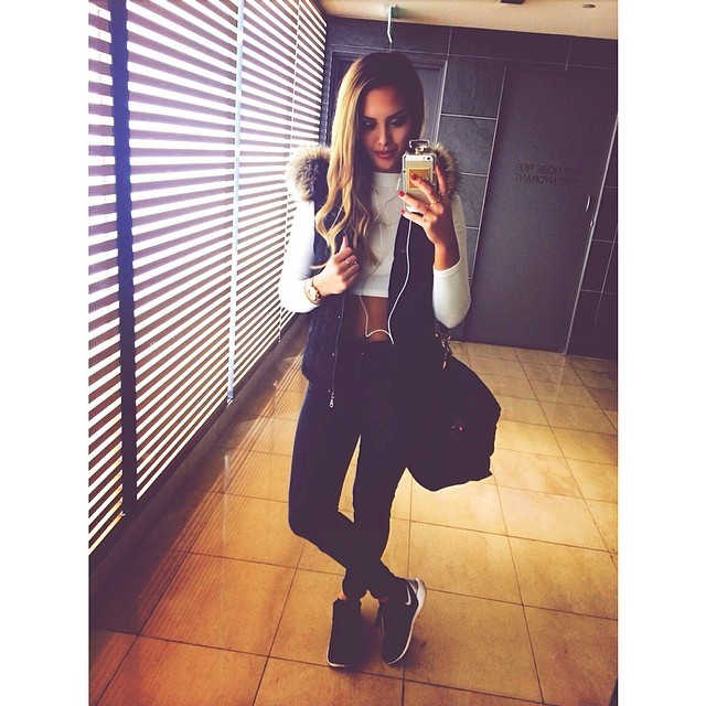 breannaespina1:  First day of winter 😫