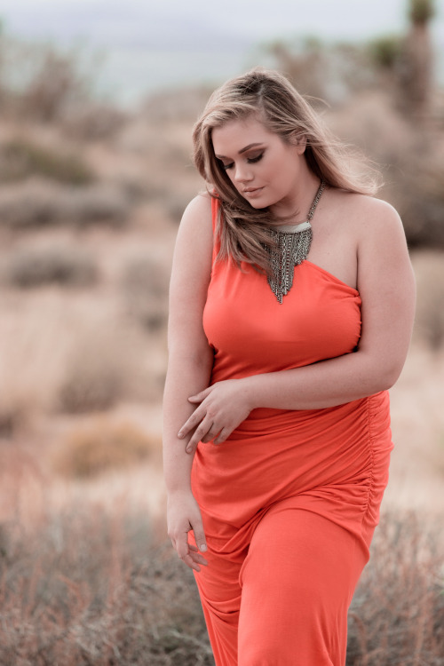 Shoot in Joshua Tree with Kelsey Olson, who has the same birthday as me, which I think is pretty coo