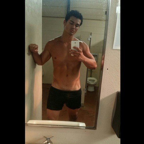 isleboy808: I miss fucking him. He totes went MIA