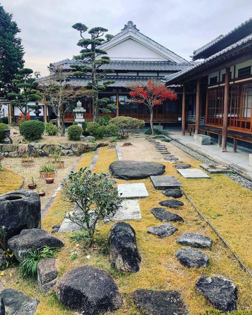 直方歳時館庭園 [ 福岡県直方市 ] Noogata Saijikan Garden, Nogata, Fukuoka の写真・記事を更新しました。 ーー“筑豊の五大炭坑王” #堀三太郎 の自邸として