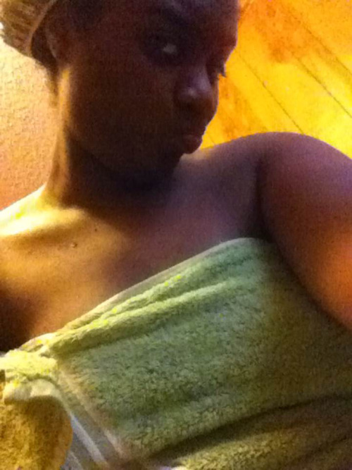 Ebony selfie