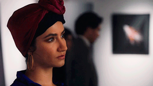 lesbianrabbithole: Adena’s face lighting up when she sees Kat
