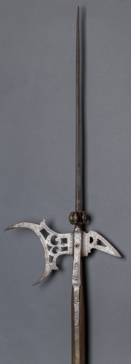 peashooter85:German halberd, late 16th or early 17th century.from The Cincinnati Museum of Art