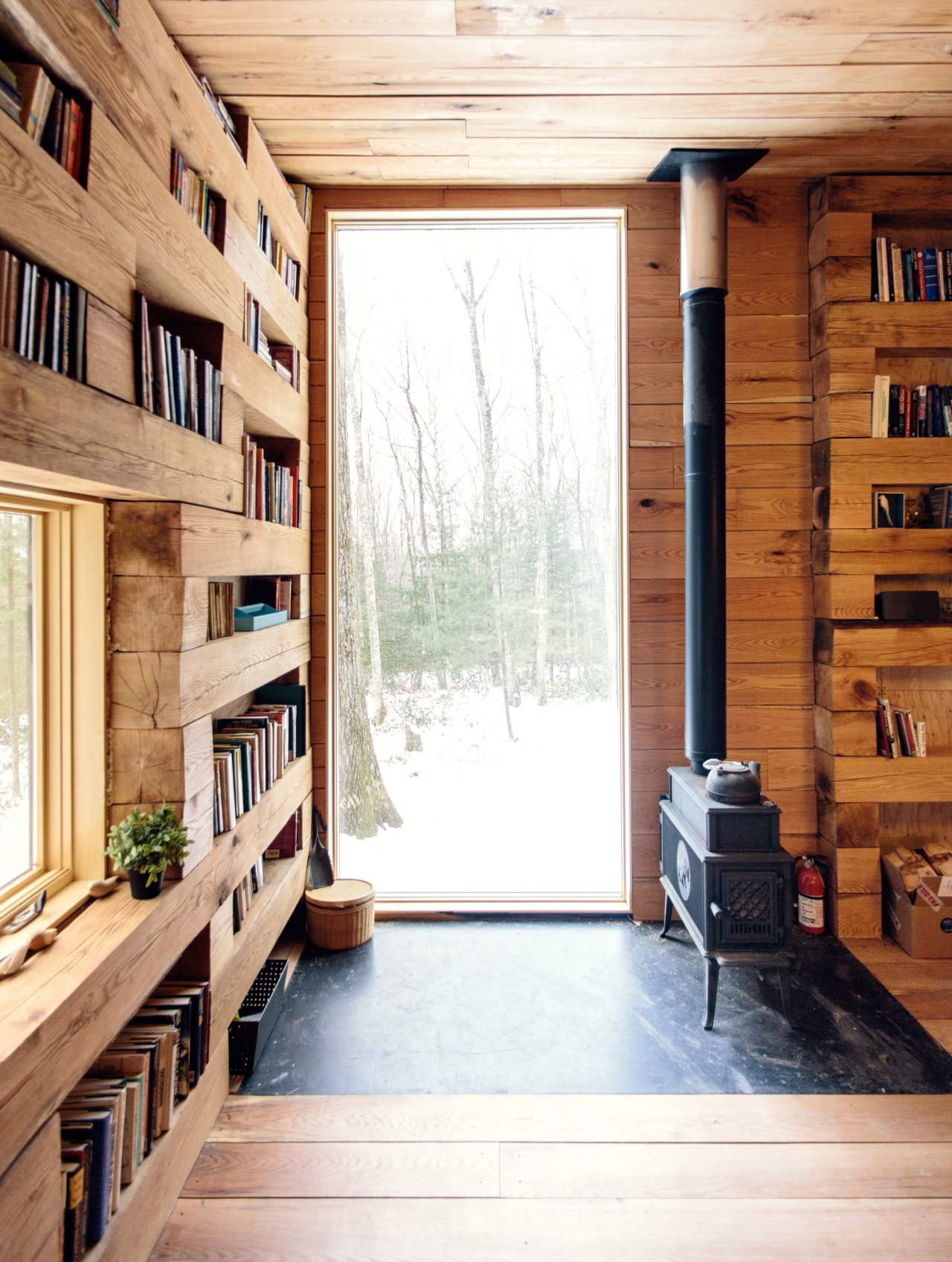 kazu721010:  Hemmelig Rom / Studio Padron 