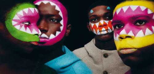 Walter Van Beirendonck, Hand on Heart, Herfst/Winter 2011–2012. Photography Ronald Stoops