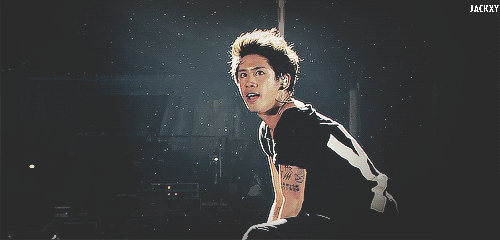 salapaofiles:  TAKA (ONE OK ROCK) - 完全感覚Dreamer Live at Yokohama Stadium 