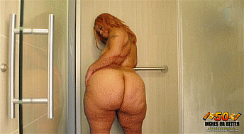 lovethembigandthick:  I would love to worship her ass