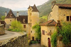 Bluepueblo:  Medieval Village, Autoire, France Photo Via Sheri 