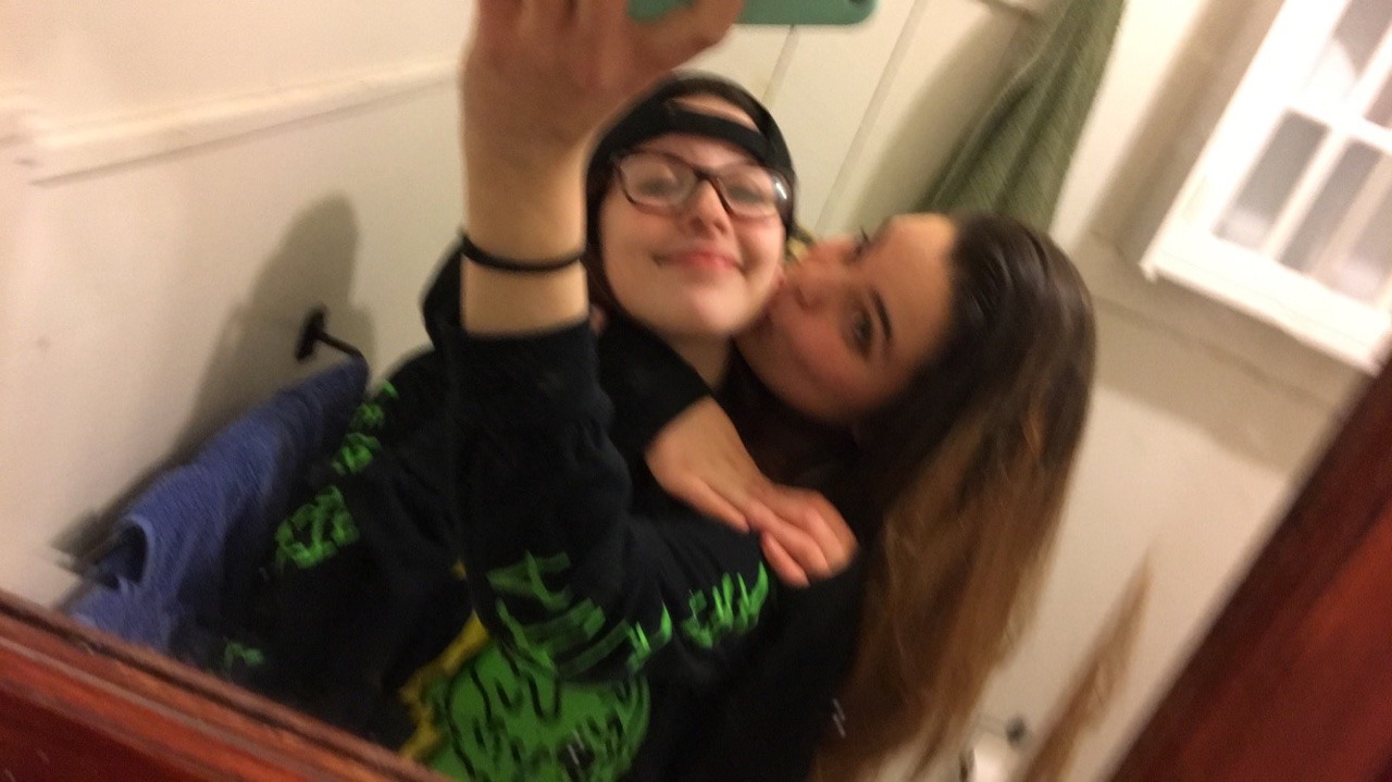 erinnlorrainee:Hey look. I’m fucked up in all of these 😂