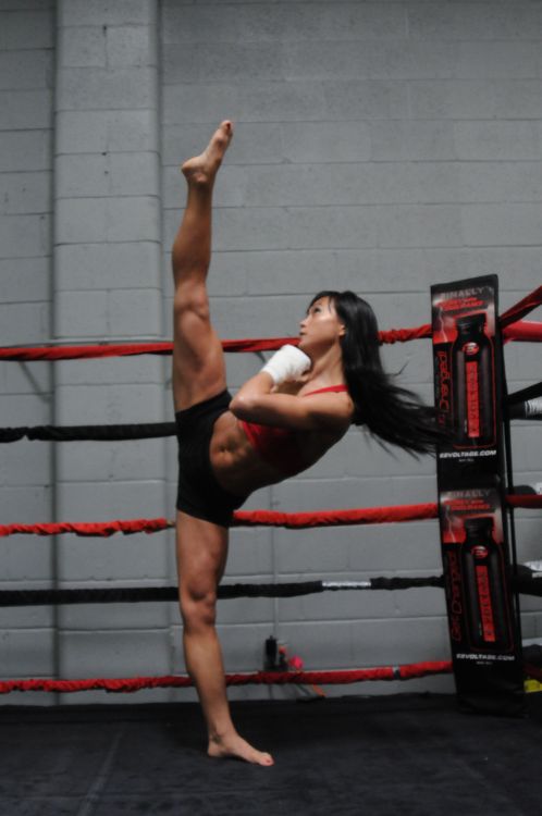 ghostsareassholes: gutsanduppercuts: Michelle Waterson Oh, my GOD! I think I’m in love! Wow!