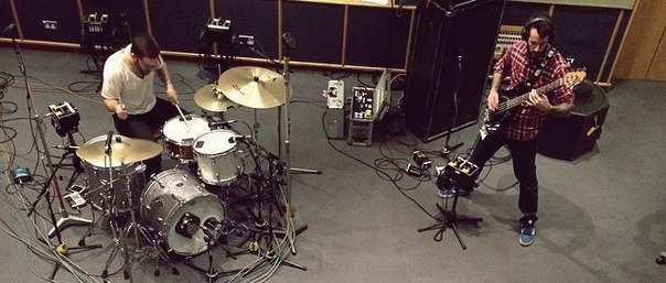 ashtr4y-he4rt:  Frnkiero andthe cellabration at Maida Vale Studio BBC.  