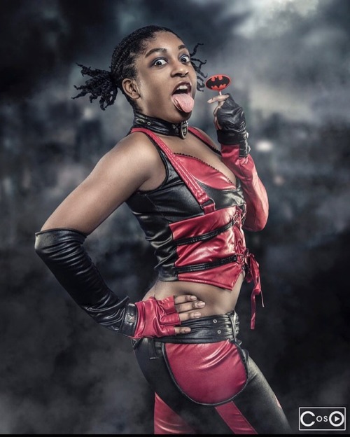 28 days of black cosplay we have photographer and Cosplayer @angels.dont.fly as #harleyquinnAnd ye