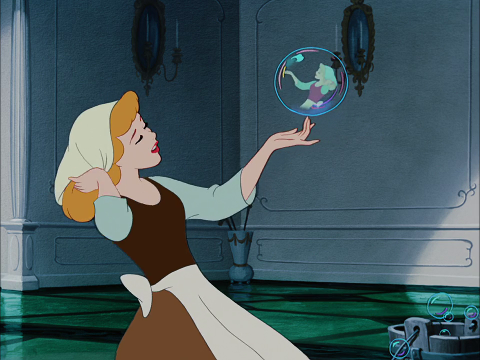 dandylionseeds:  disney princesses + reflections 