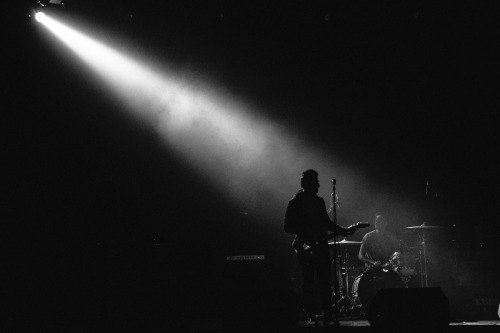 day three in london with youngrisingsons the forum w/ the neighbourhood photos by jesse deflorio