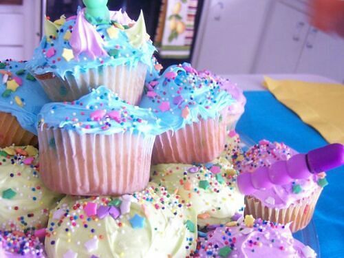 foodishouldnoteat:  if you love food follow my blog! 