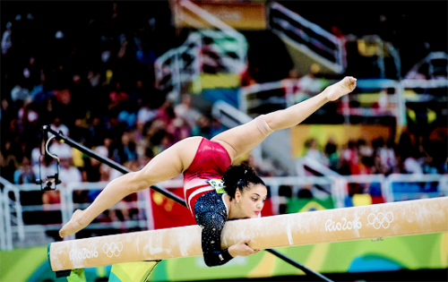 madikocian: Laurie Hernandez competes on the balance beam and floor exercise to help clinch USA to 