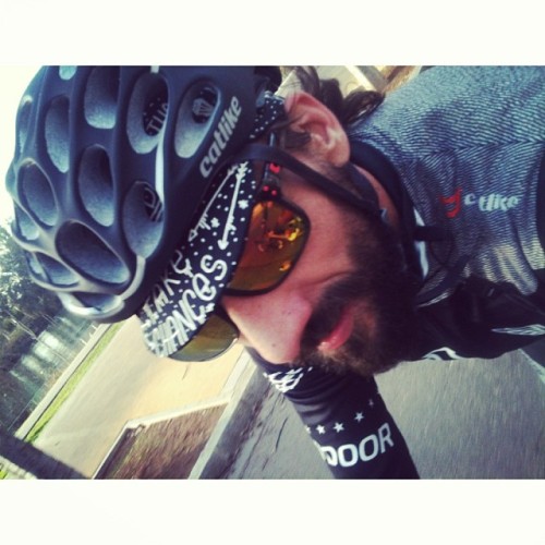 weall:  black is black /// #cycling design || #jersey #WOstylized
