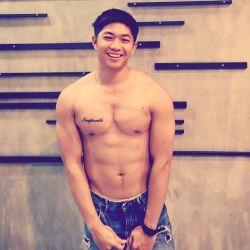 beyondasianmen:  Beautiful #asianhunk i found on instagram by whoismantra - March 29, 2016 at 07:12AM #BAM